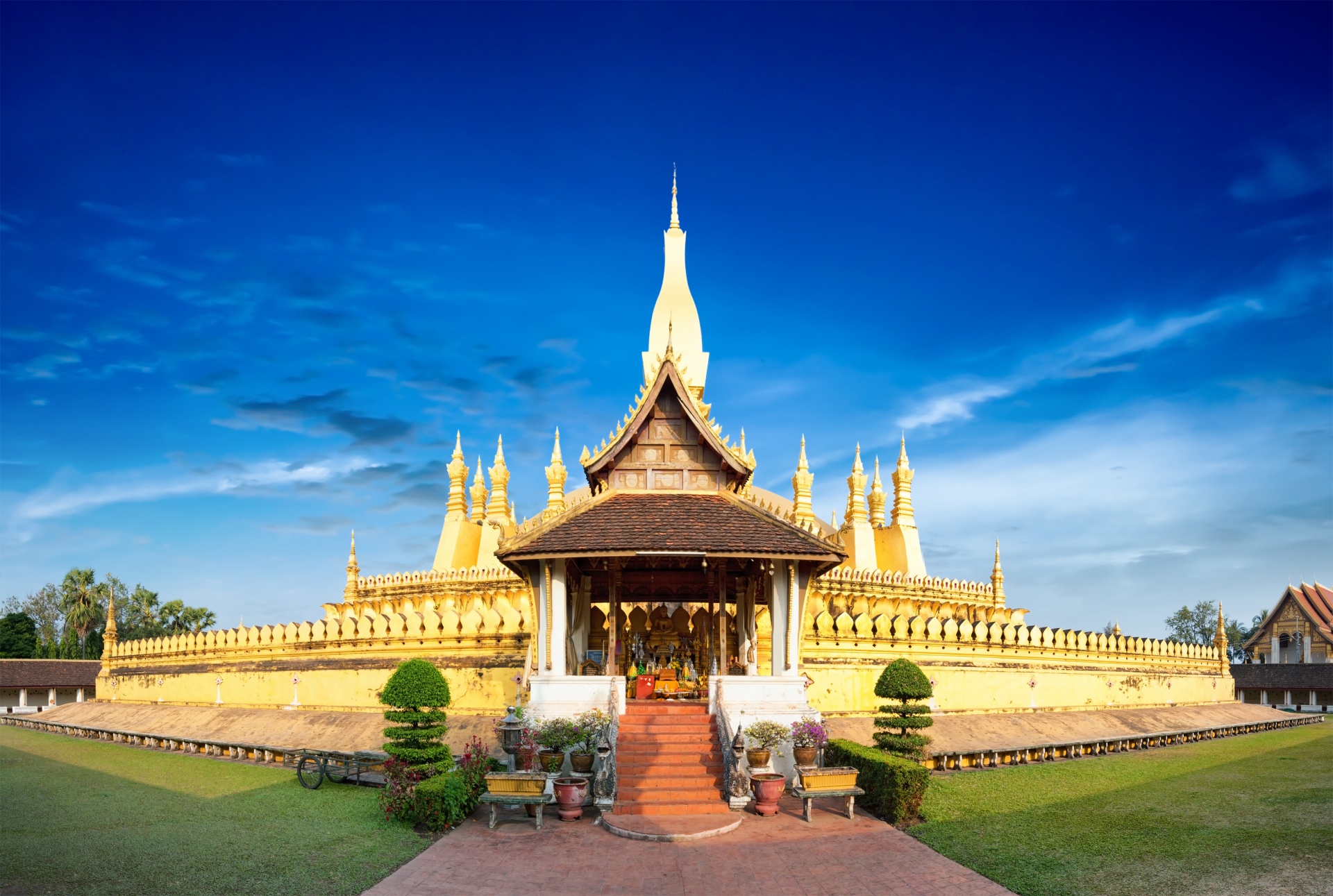 laos luxury travel